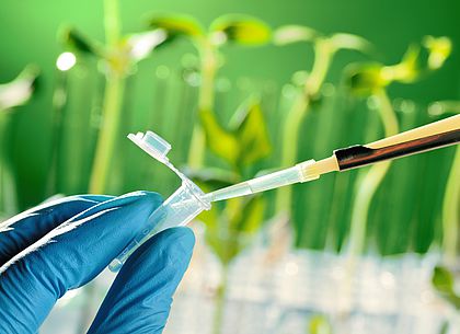 新型纳米RNA抗癌药物，，，，，，，，多靶点击毁癌中之王