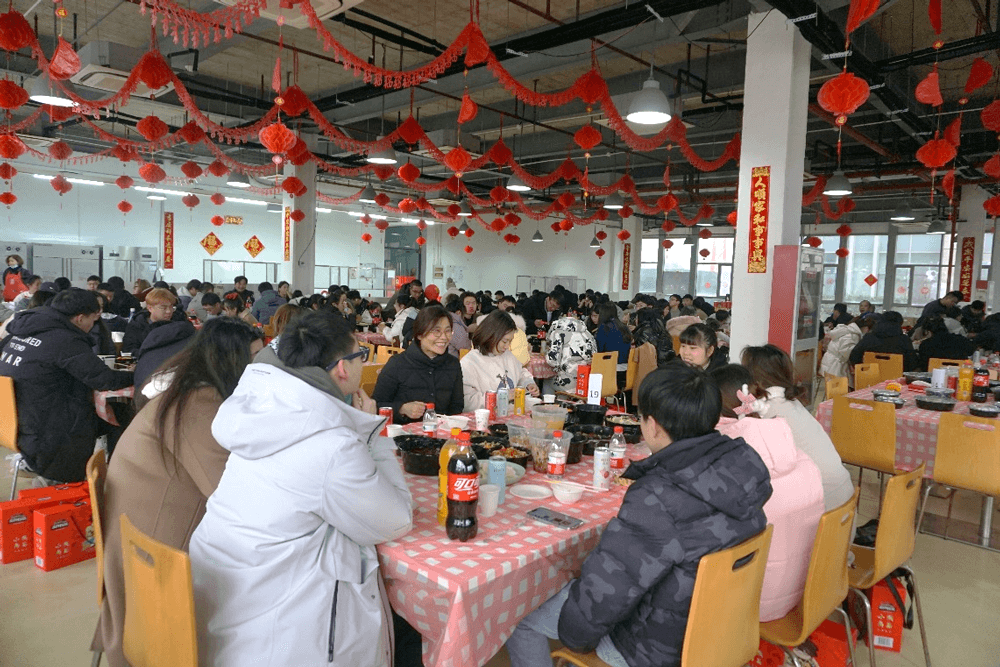 “辞旧岁?迎新年” 2022年威客电竞春节“乐七天”联欢活动