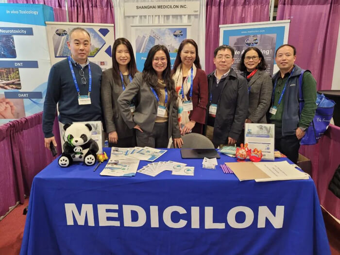 2-威客电竞团队在本次聚会与新老朋侪再次相聚一堂，，，，，，助力全球新药研发企业的产品开发.jpg