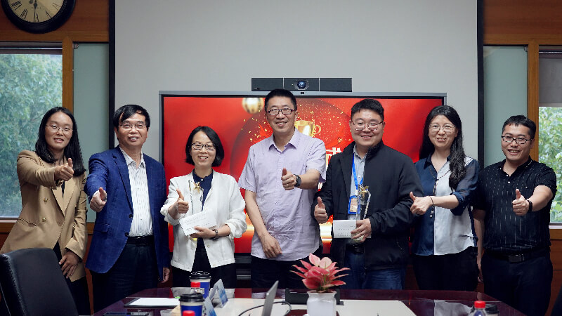 匠心研药，，，，，，，，答好客户知足卷 | 京新药业授予威客电竞DMPK团队、新药注册部“突出孝顺团队奖”殊荣 